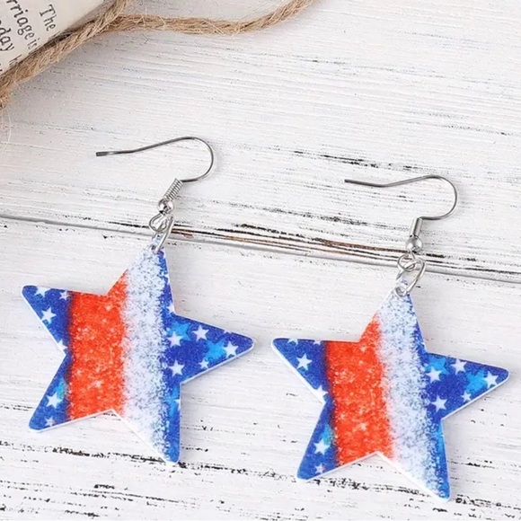 Chic Dangle Earrings Trendy Star + USA Flag Design Match Daily Outfits - Picture 2 of 4